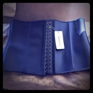 Waist trainer